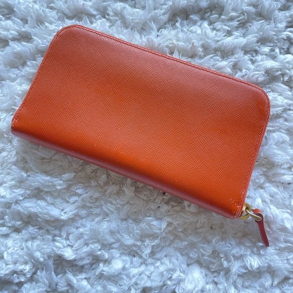 AUTHENTIC PRADA beautiful burnt orange zip around wallet - Picture 2 of 12